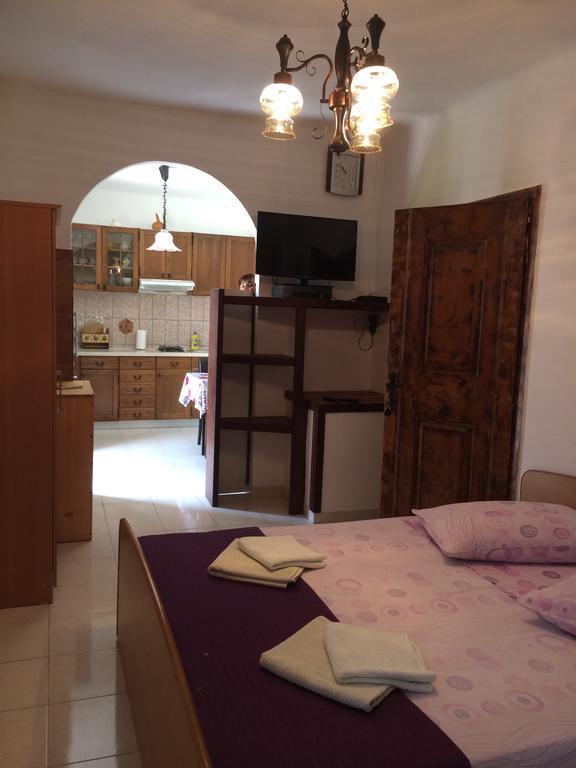 Apartmani Luiza Đảo Đảo Cres Ngoại thất bức ảnh